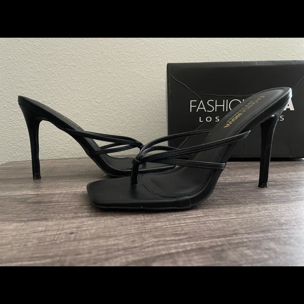 FashionNova Classic Sandal Heels